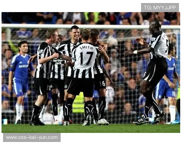 纽卡斯尔联逼抢成功制造持续压制